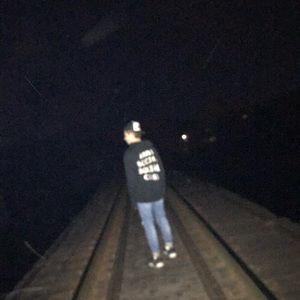 Meet your Posher, Linden